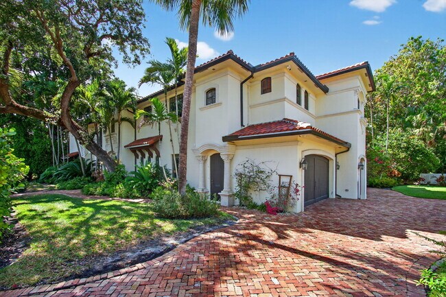 Photo - 745 Oleander St Casa