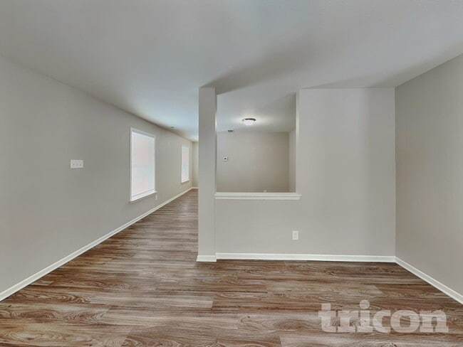 Photo - 2322 Sweet Flag Court