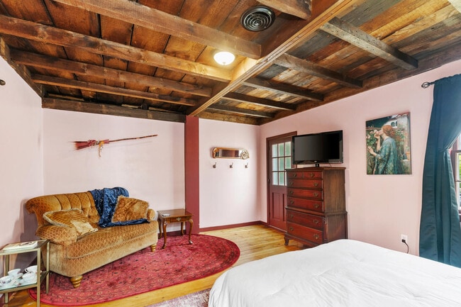 Photo - 25 Becket St Unit 2