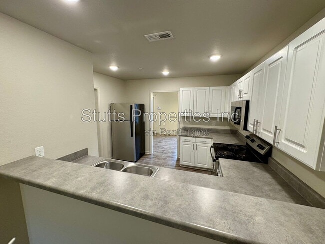 Photo - 201 Spindle Ct Unit 202