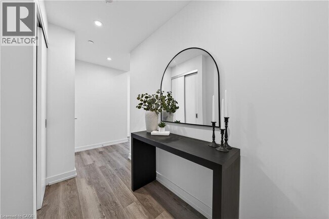 Photo - 15 Wellington St S Unit 2402