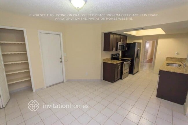 Photo - 4916 NW 39th St