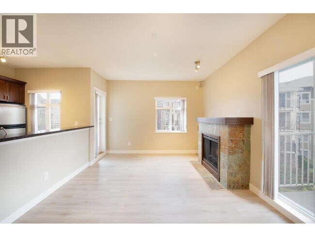 Photo - 7388 Macpherson Ave Unité 102