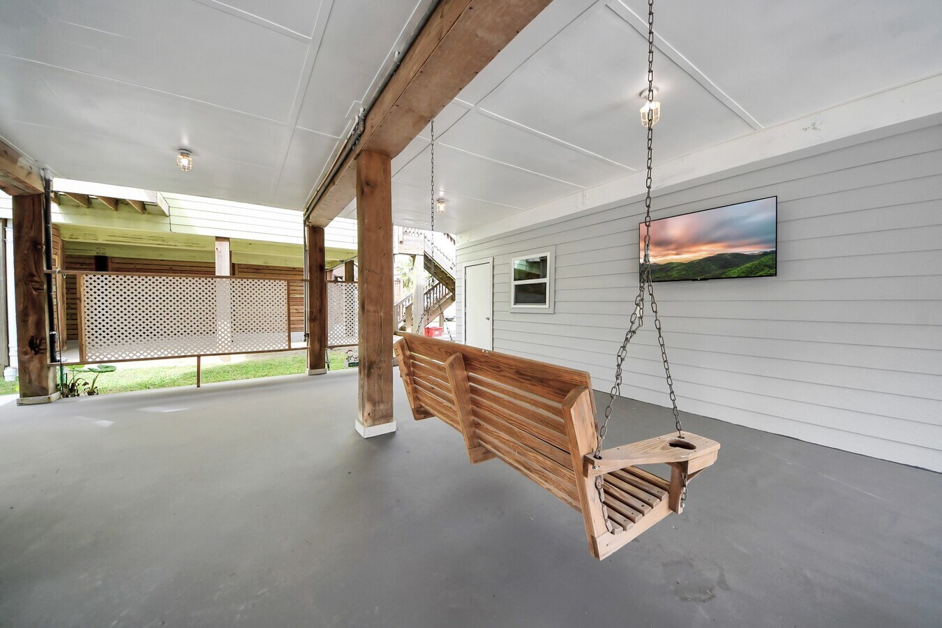 Photo - 710 Kipp Ave