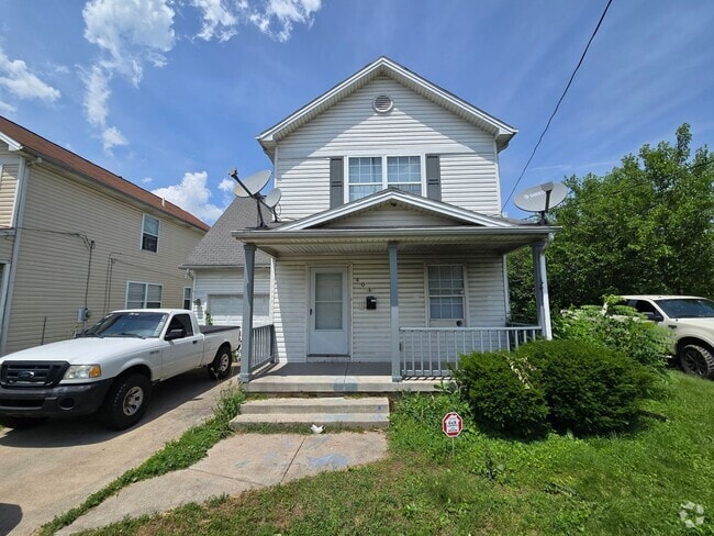 Building Photo - 4 Bedroom House