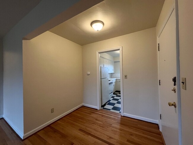 Photo - Pristine Top Floor 1 Bed, 1 Bath Gem! Unit 18