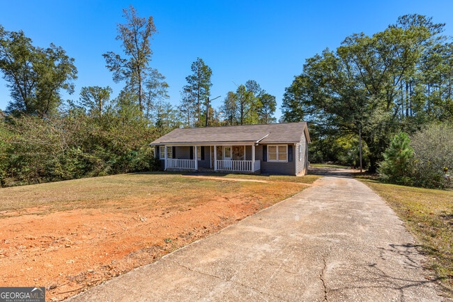 Photo - 168 Old Corinth Rd