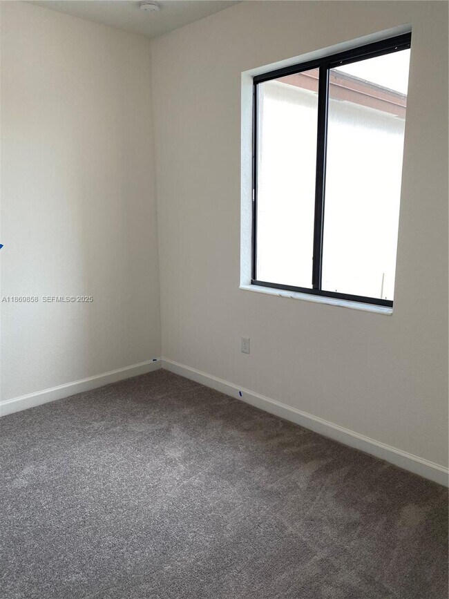 Photo - 350 NE 208th Terrace