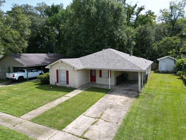Photo - 108 Marley Dr House