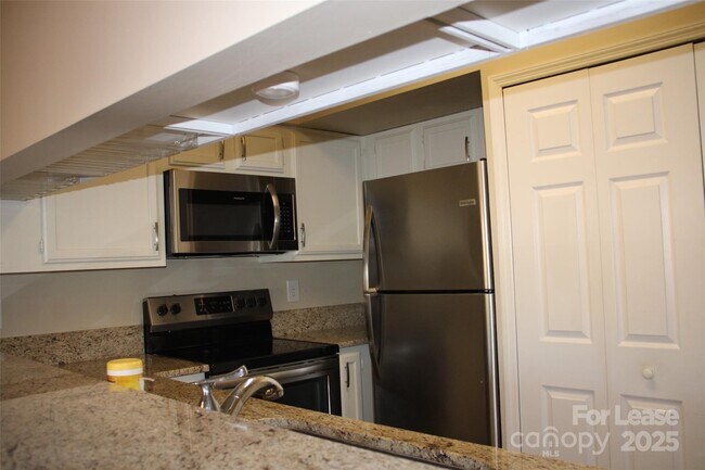 Photo - 19839 Henderson Rd