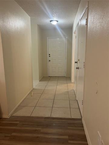 Photo - 1400 Long Shadow Ln