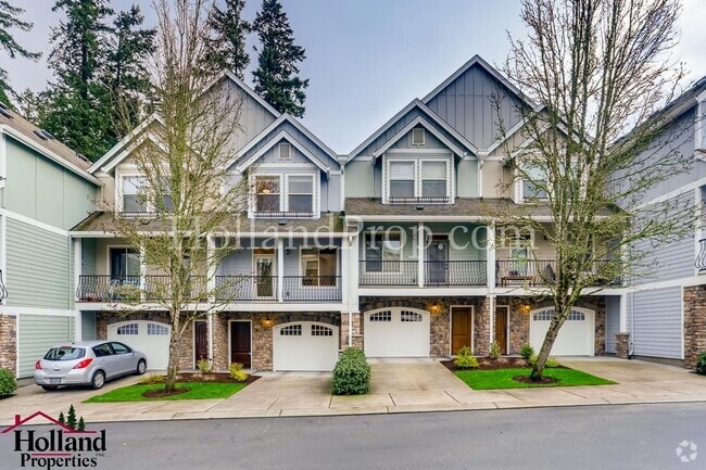 Building Photo - Pet free 3 bedroom Home with natural light...