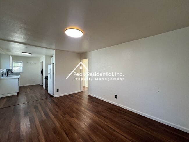 Photo - Nicely Updated 2bd/1ba House With Large Yard!