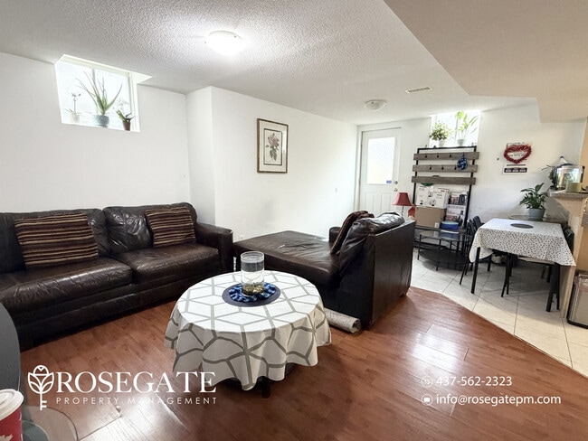 Photo - Modern 2-Bedroom Basement Apartment with In-Unit Laundry – Brampton Unit 2