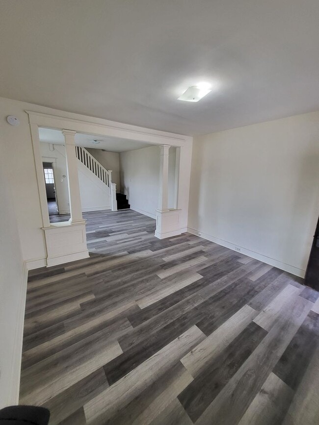 Photo - 3 Bedroom / 1 Bathroom in Tamaqua !