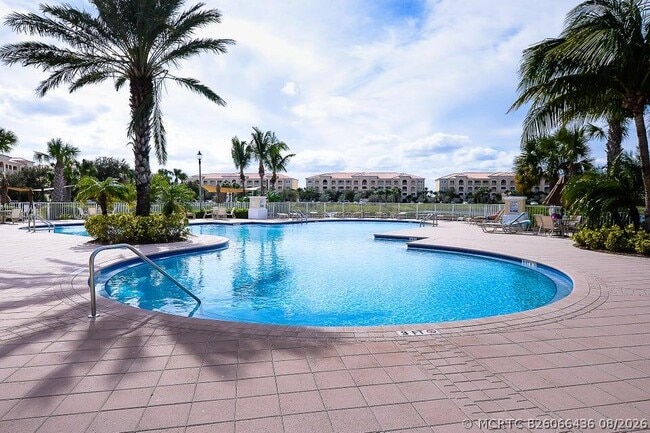Photo - 27 Harbour Isle Dr W Unit 305