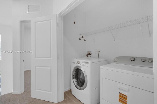 805 SE 18th St