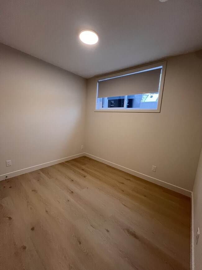 Photo - 79 Marquette Ave Unit 2