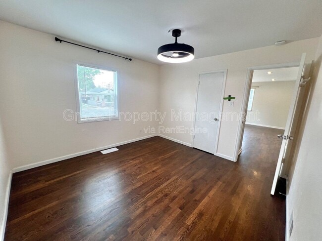 Photo - 1235 S Patton Ct