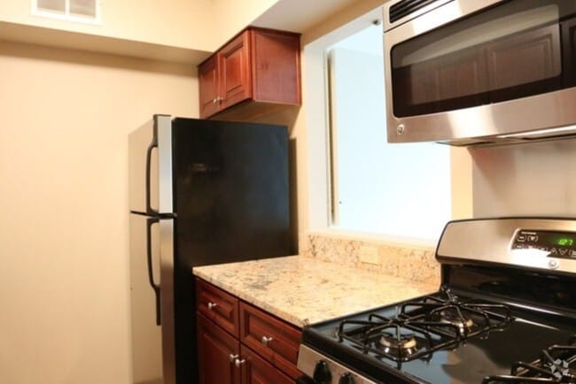 Kitchen - New Yorker Rental