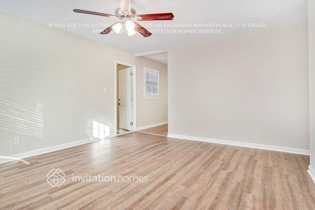 70 Macon Pl SE