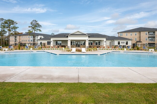 Building Photo - The Tides of Shallotte Rental