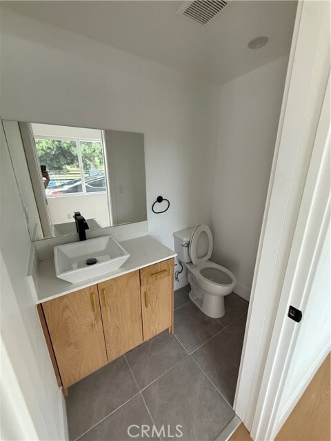 Photo - 5701 Normandie Ave