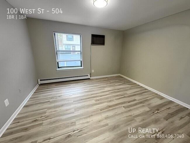 Photo - 100 West St Unidad 504