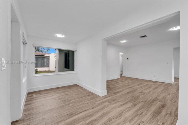 Photo - 2434 Coolidge St Unit 1