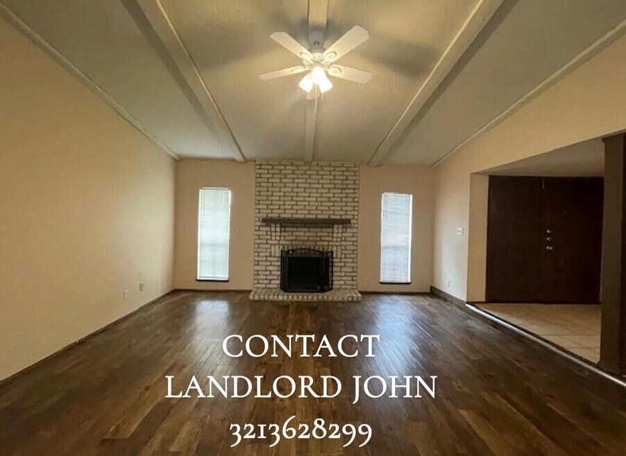 3404 Livingston Ln