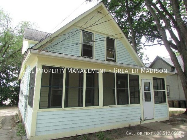 Building Photo - 1315 E Mifflin St Unit 2 Rental