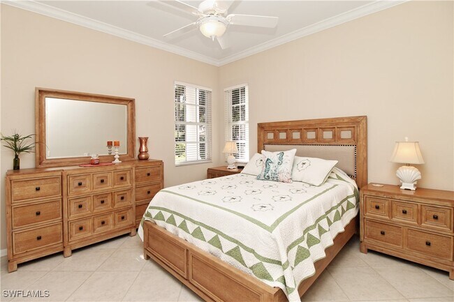 Photo - 1901 Winding Oaks Way