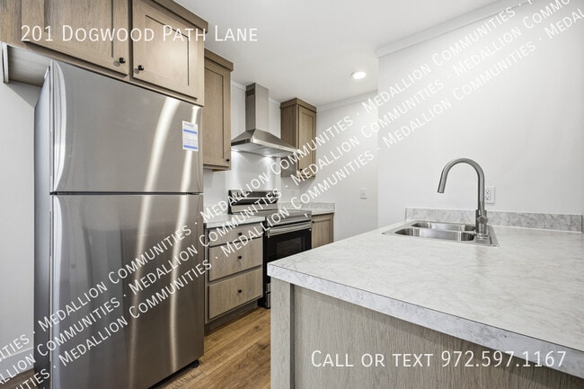 Photo - 201 Dogwood Path Ln