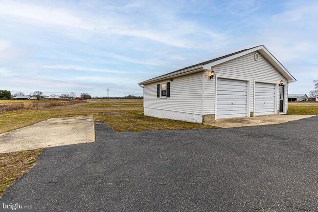 Photo - 413 Red Lion Rd