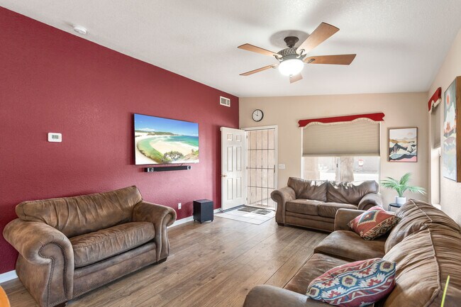 Photo - 4437 Territorial Loop