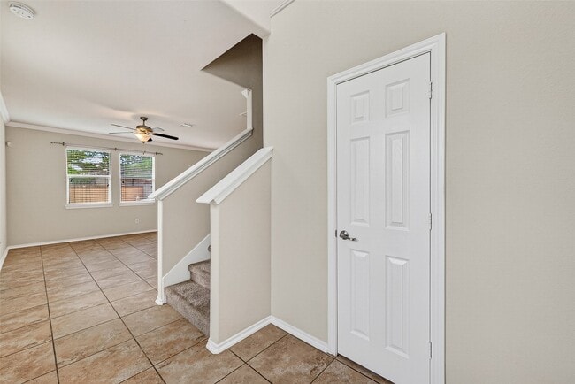 Photo - 24670 Folkstone Cir