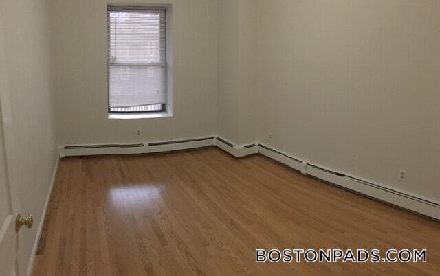 Photo - 3148 Washington St Unit 3