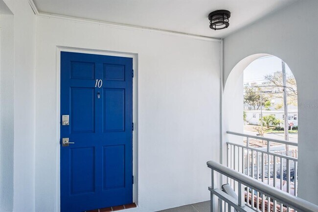 7151 Sunset Way Unit 10