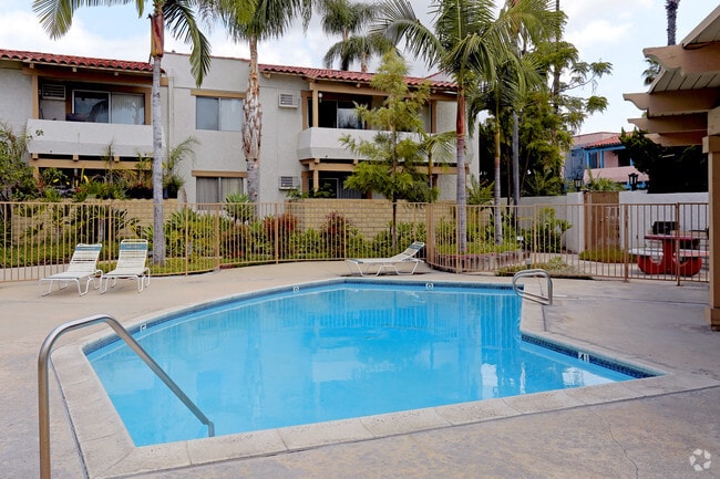 San Carlos Apartments