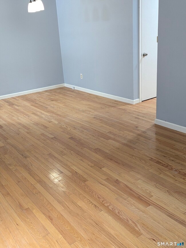 Photo - 165 South St Unit 3