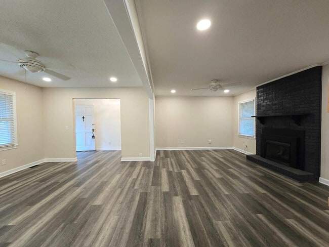 Photo - 3 Valleybrook Ct