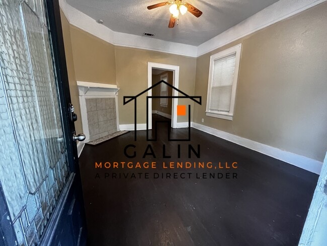 Photo - 1719 Le Grand St