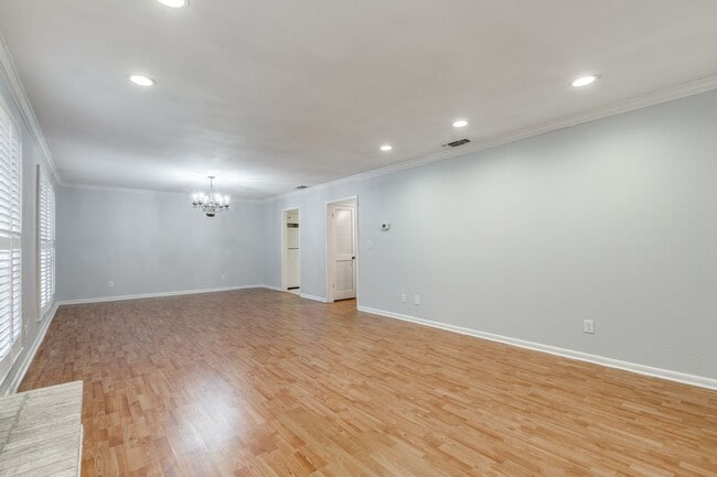 Photo - 2-BEDROOM, 2-BATHROOM CONDOMINIUM AT FARMINGTON COMMONS