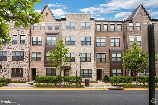 Building Photo - 20763 Heron Landing Dr Rental
