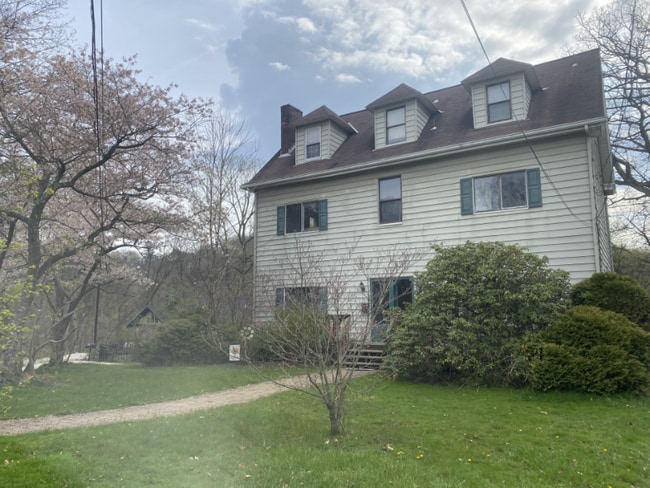 Photo - 400 Ridge Ave Unidad 2