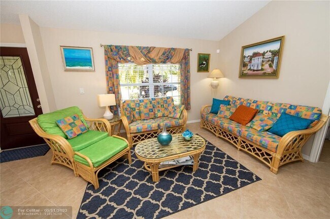 Photo - 1565 SW Hibiscus St