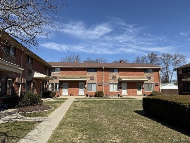 Building Photo - 29264 Tessmer Ct