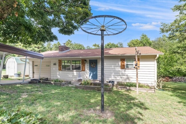 Photo - Charming Two Bedroom in Rogers