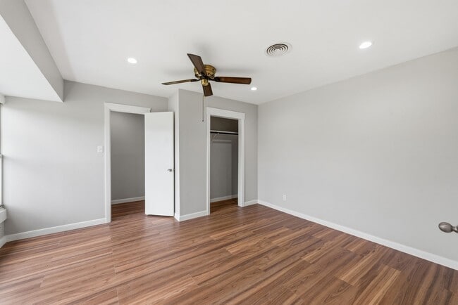 Photo - 1434 Marleen St