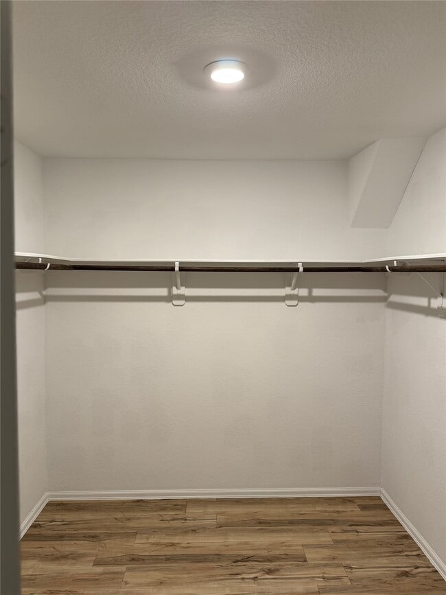 Photo - 17591 Longwood Trce Ln